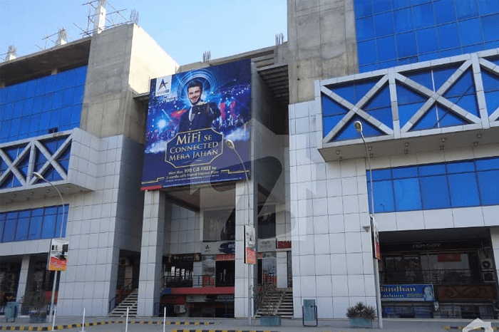 Kohinoor Commercial Area in Faisalabad